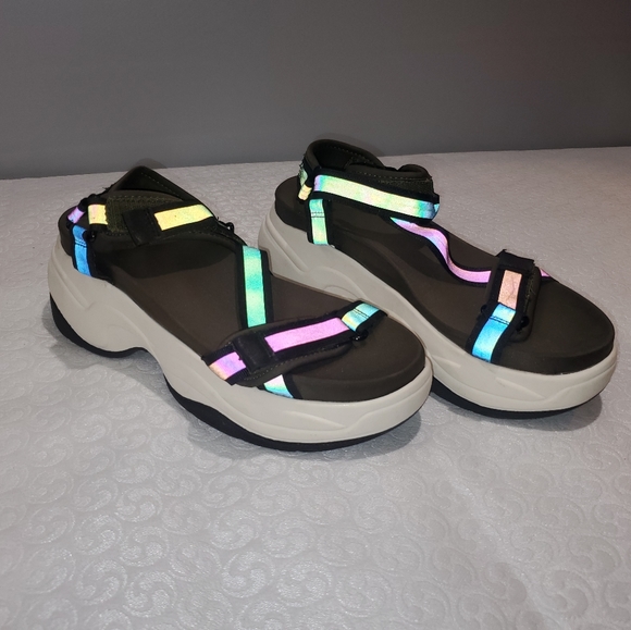 Ladies Zara Chanky Sandals - Picture 4 of 7